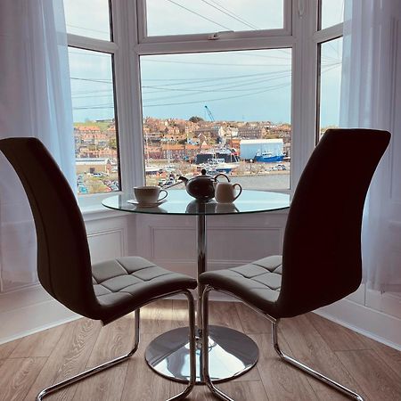 Tideway Apartment With Private Parking Space Whitby Ngoại thất bức ảnh